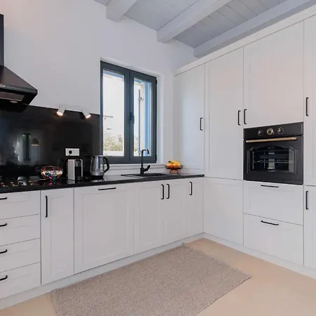 Seafront Adriatica With Pool *