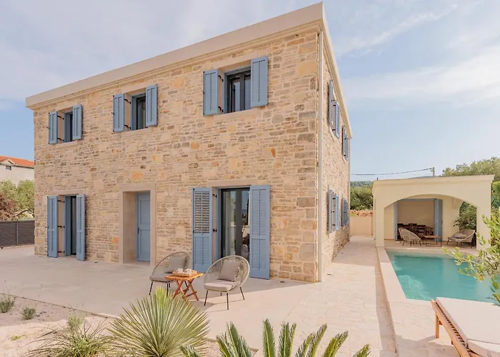 Seafront Adriatica With Pool * Dobropoljana