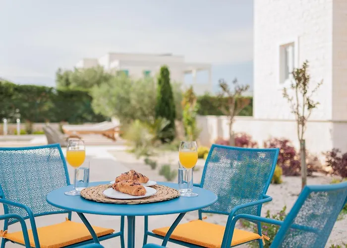 Seafront Adriatica With Pool * Dobropoljana