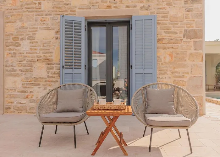 Vila Seafront Adriatica With Pool *