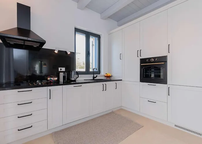 Seafront Adriatica With Pool *