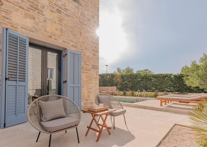 Seafront Adriatica With Pool 빌라 Dobropoljana